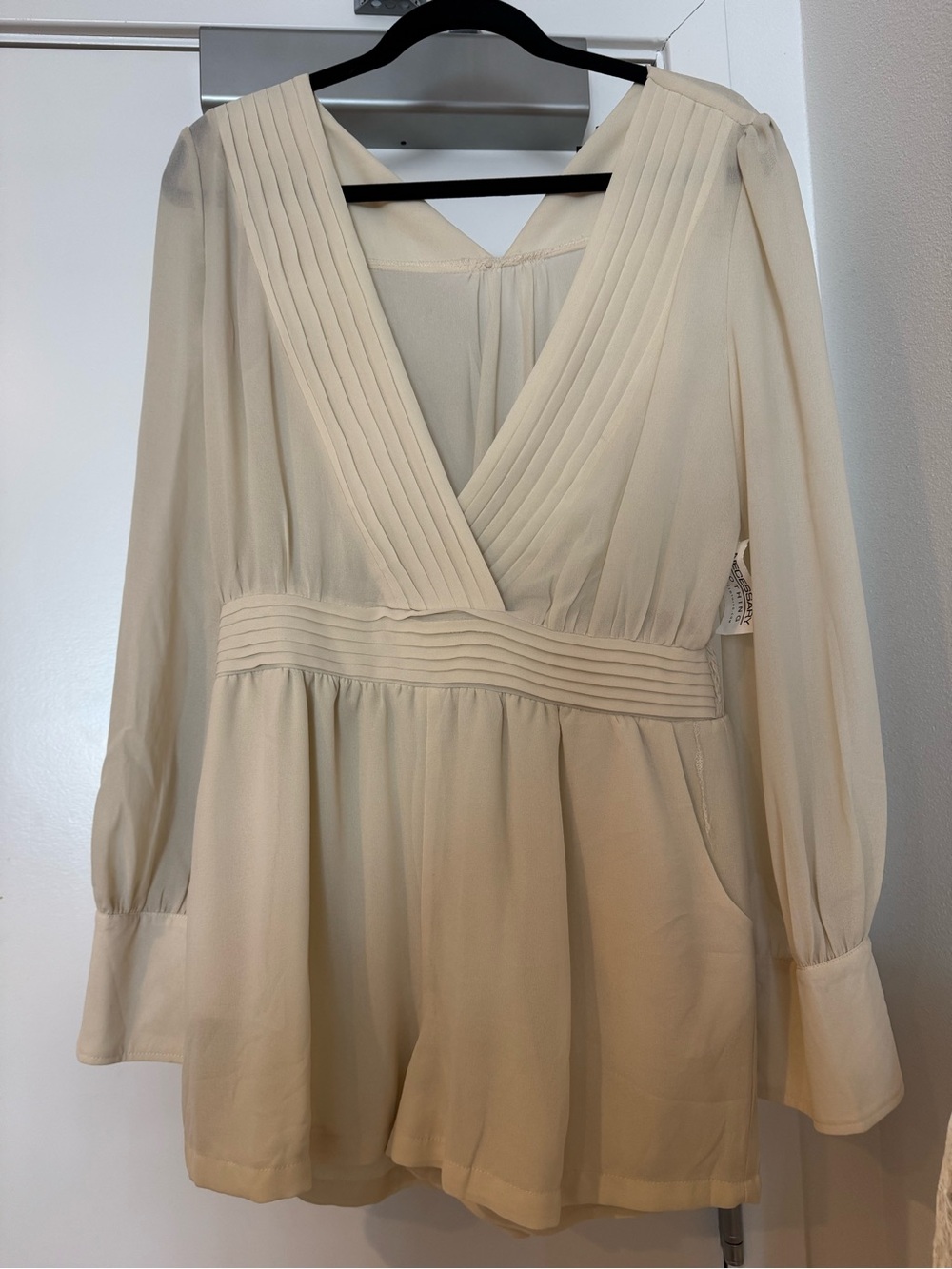 Cream Pleated V-Neck Long Sleeve Romper